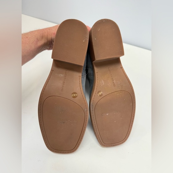 LUCKY BRAND Gray suede KASEY heeled ankle boots size 6.5 - Picture 8 of 8